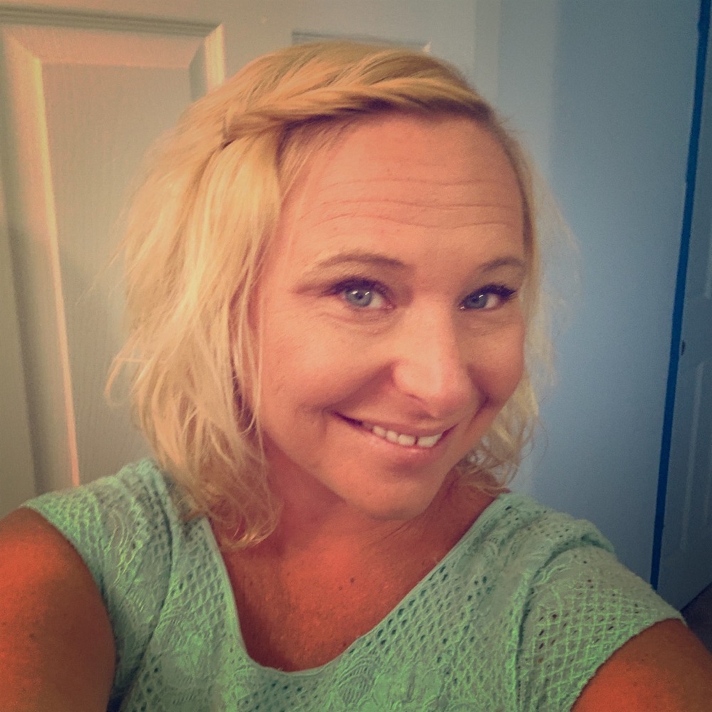 Meet your Posher, Jennifer